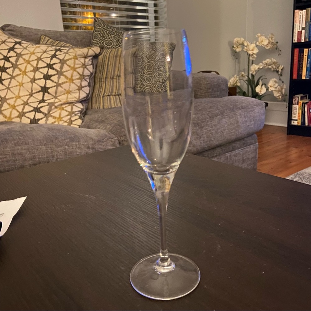 Luminarc 6.25oz champagne flutes set of 4